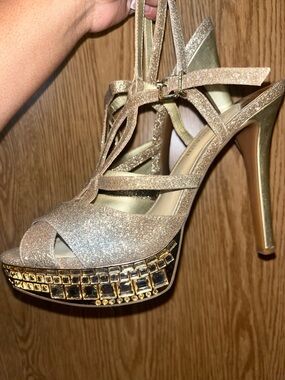 Gianni Bini Gold Glitter Embellished Platform Strappy Heels